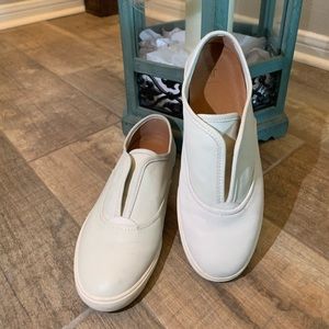 Frye White Mindy Slip-On Shoes